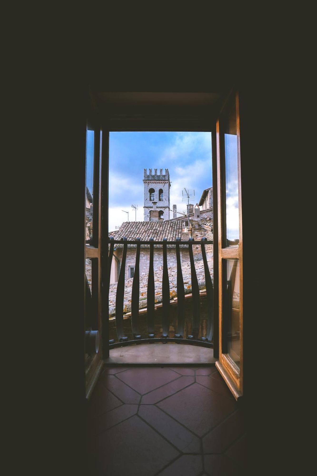 Chiama Ride The Beauty Assisi Apartment ภายนอก รูปภาพ
