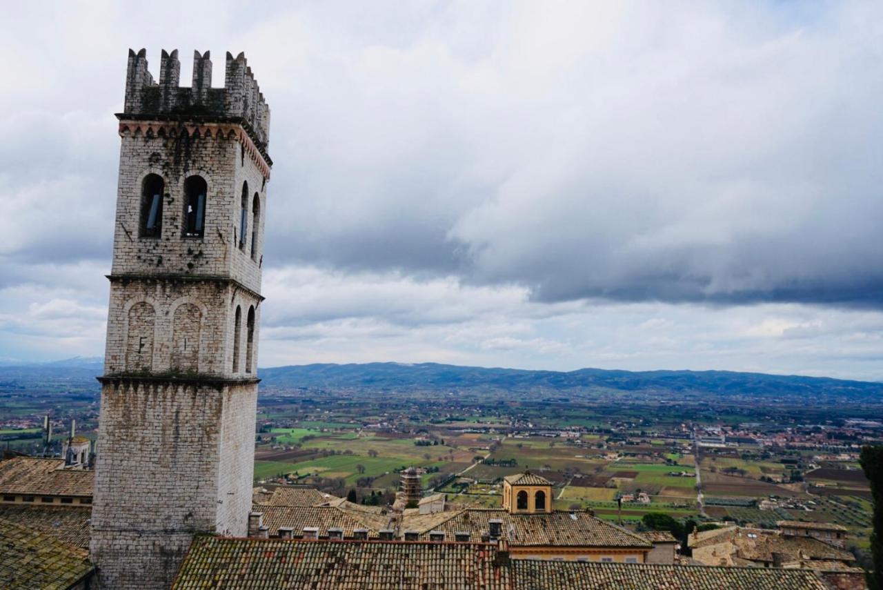 Chiama Ride The Beauty Assisi Apartment ภายนอก รูปภาพ