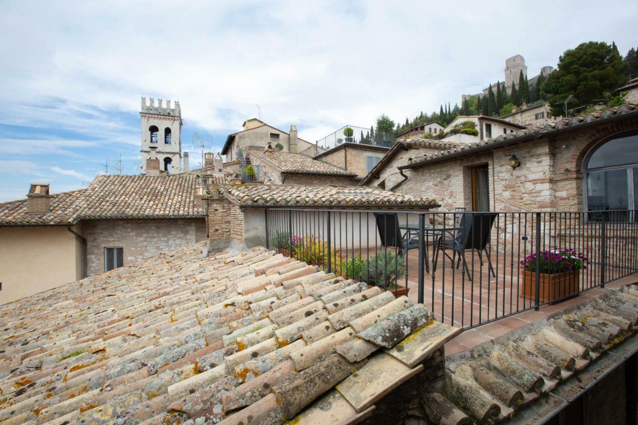 Chiama Ride The Beauty Assisi Apartment ภายนอก รูปภาพ