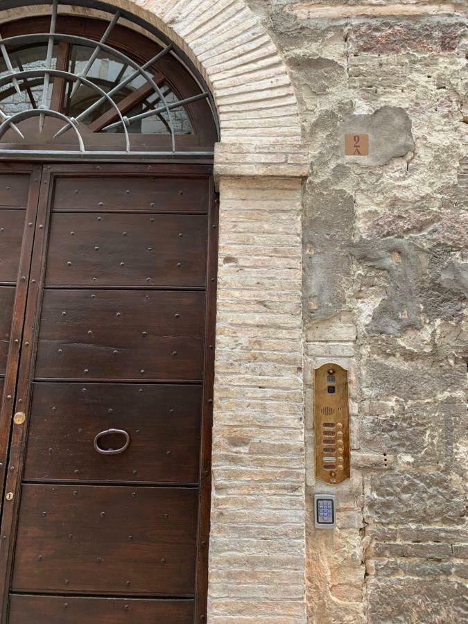 Chiama Ride The Beauty Assisi Apartment ภายนอก รูปภาพ